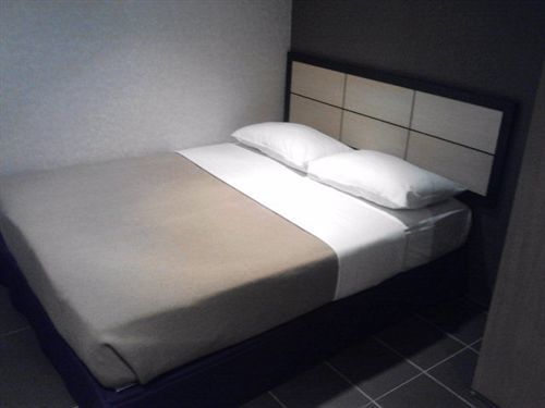 פטלין ג'איה Jj Boutique Hotel - Damansara Perdana מראה חיצוני תמונה